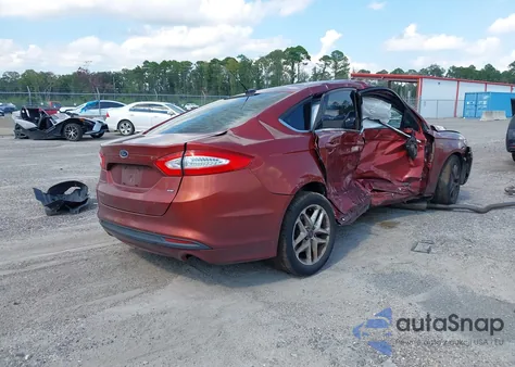 2014 Ford Fusion Se z USA, uszkodzony, nr VIN 3FA6P0H78ER261669